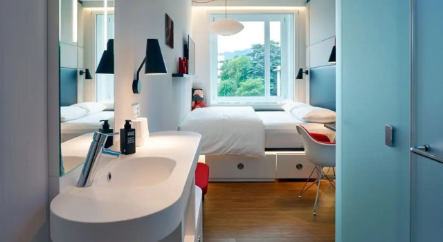 Двухместный номер Standard citizenM Zürich