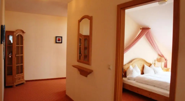 Семейный номер Standard с балконом Hotel Sonnenhof