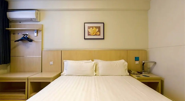 Двухместный номер Business JinJiang Inn Nanchang Bayi Square Ximazhuang