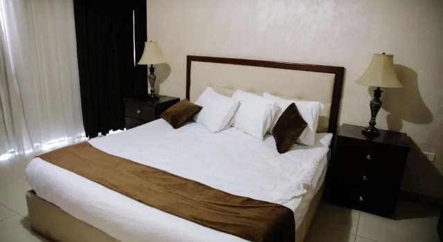 Люкс с 3 комнатами Madina Suites
