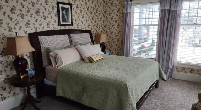 Номер Luxury The Nordic Pineapple Bed and Breakfast