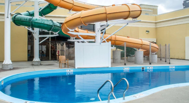 Двухместный номер Standard Quality Inn & Suites Palm Island Indoor Waterpark