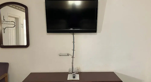Номер Standard Buckeye Motor Hotel