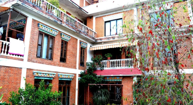 Hotel Swiss Family Home, Prenota Hotel Pharping Bagmati Pradesh Province