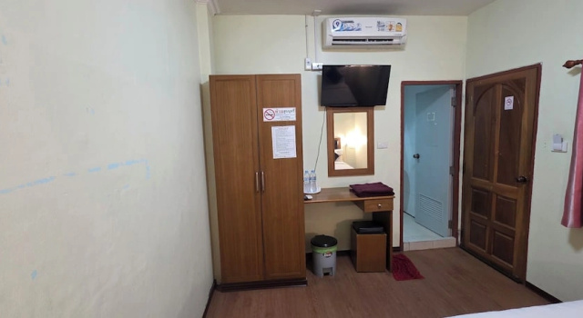 Mahi Guest House & Restaurant, Забронировать Гостевой дом Гостевые дома Паттайя, рядом с Пешеходная улица, Гостевой дом