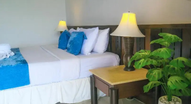 Двухместный номер Standard с балконом и с видом на сад Курорт Smile Samui Beach Front