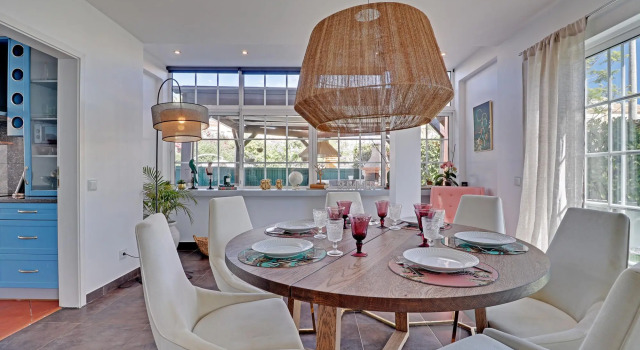 Jungle Beach House in Quarteira