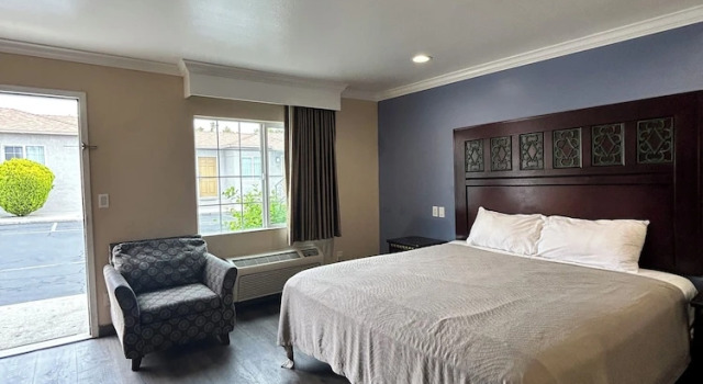 Одноместный номер Economy Hyland Motel
