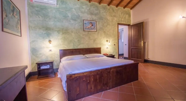 Casa Vacanze Vecchio Granaio, Забронировать Отель Маджоне Озеро Тразимено