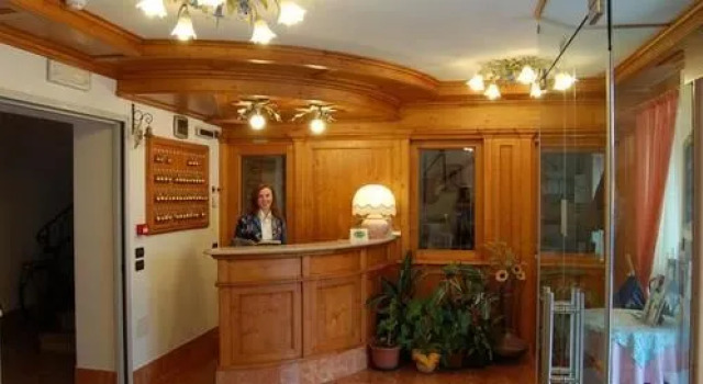 Hotel Milano, Book Hotel Hoteller i Asiago med parkering, Parkering