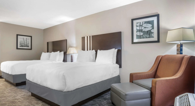 Четырёхместный номер Standard Best Western Andalusia Inn