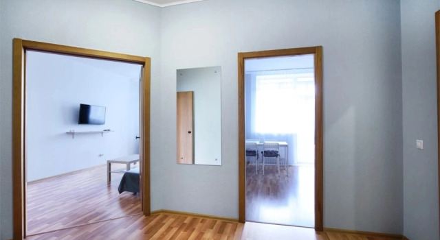 Жилое помещение B&B на 8 Марта 7, Забронировать Отель «постель и завтрак» Отели Городского округа Екатеринбурга - Северный управленческий округ с парковкой, Парковка