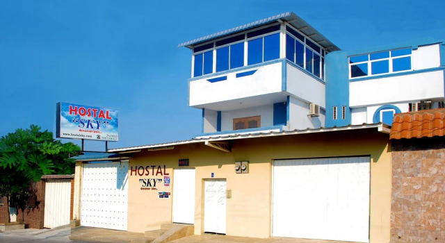 Hostal Sky