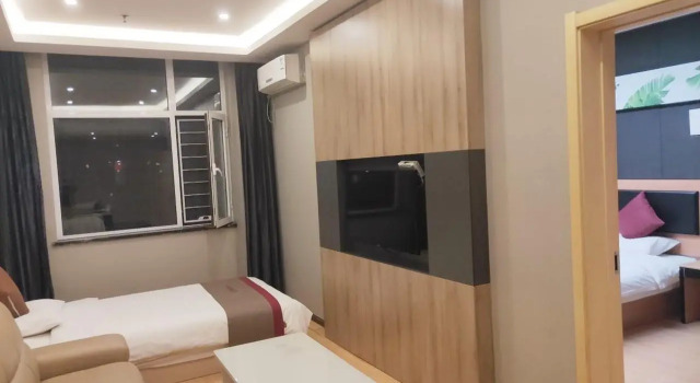Люкс Deluxe Thank Inn Plus Hotel Shuozhou Ying County Jincheng West Street