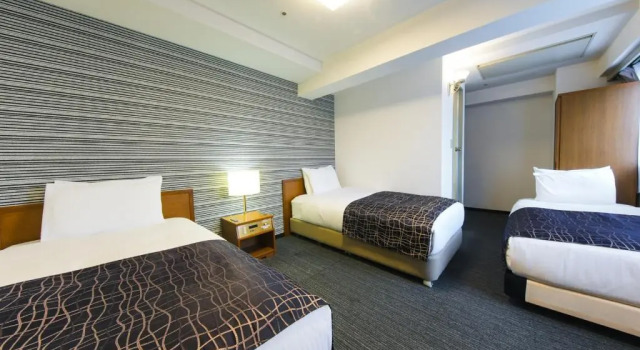 Трёхместный номер APA Hotel Osaka Tanimachi 4chome Ekimae Kita