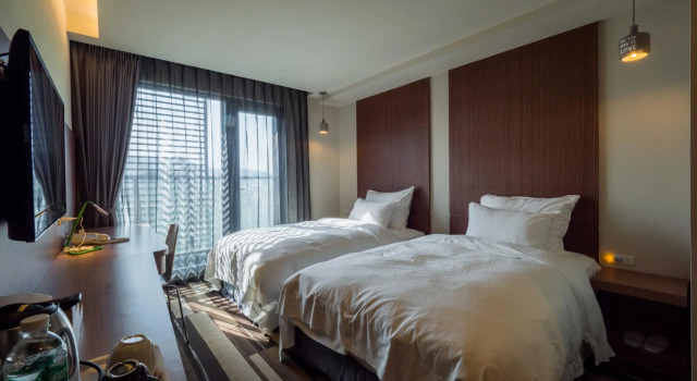 Двухместный номер Standard Watermark Hotel Kaohsiung Main Station