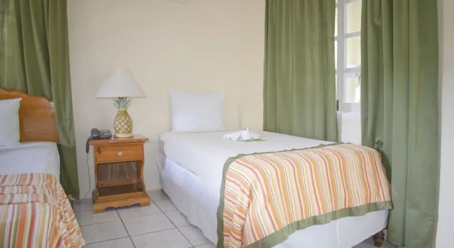 Трёхместный номер Standard с балконом Bay View Eco Resort & Spa