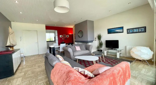 Luxury T3 Standing 2 - Vue Mer Exceptionnelle 180, Rezerwuj Hotel Larmor-Plage 
