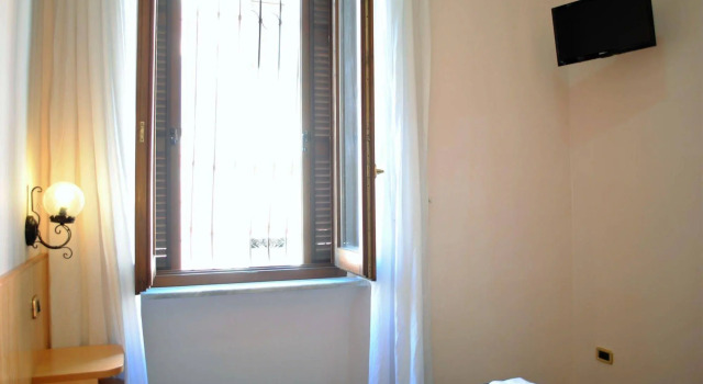 Hotel Luzzatti Rome, Забронировать Отель Рим Лацио, рядом с Piazza San Giovanni in Laterano