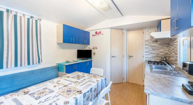 Bungalow Villaggio Maderno, Забронировать Отель Тосколано-Мадерно озеро Гарда