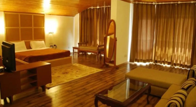 Hotel Grand Mahal