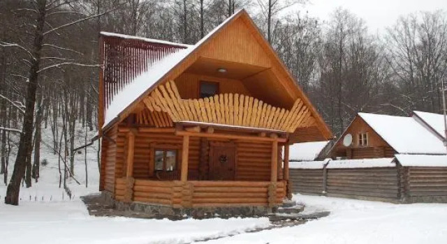Bilochka, Book Hotel Lisarnya Transcarpathia