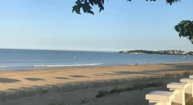 Agreable Rez De Jardin Avec Terrasse Proche Plage