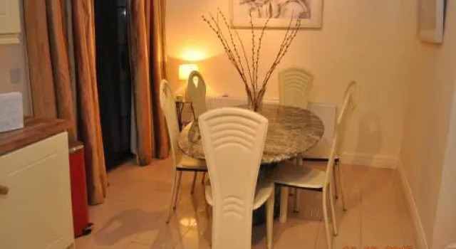 Woodside Self Catering Lough Rynn, Book Hotel Mohill Leitrim