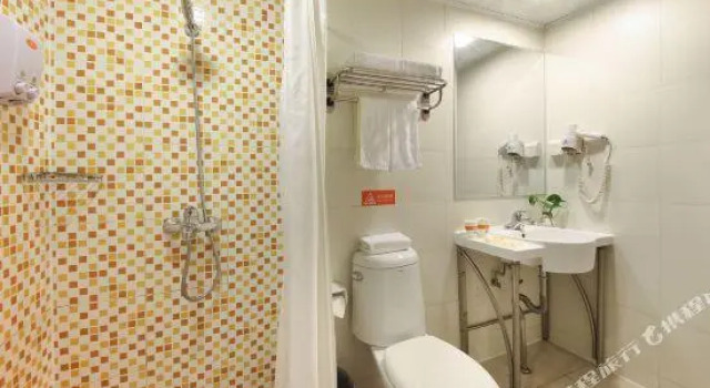 Home Inn (Wanshou Road Subway Station, Xi 'an Happy Forest Belt)