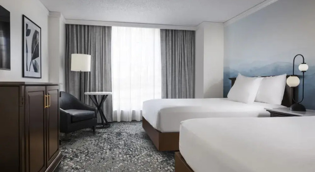 Четырёхместный номер Premium с видом на реку Harrah's Council Bluffs – A Caesars Rewards Destination