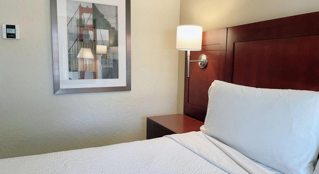 Двухместный номер Standard Marin Hilltop Hotel