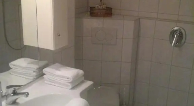 Appartement Haus Hamburg, Забронировать Апартаменты/квартира Отели Нижнебаварского курортного треугольника с парковкой, Парковка