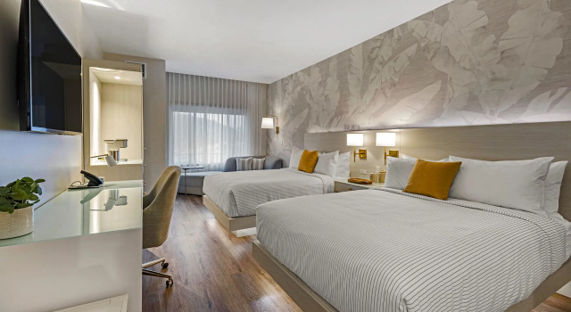 Cambria Hotel & Suites Plymouth, Забронировать Отель Плимут Массачусетс, рядом с Пивоваренная компания Mayflower