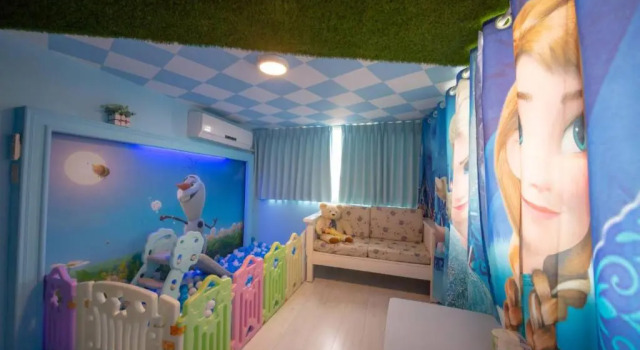 Четырёхместный номер Standard Дуплекс Alice Wonderland B&B