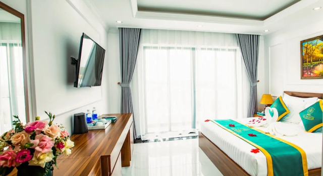 La Saveur de Hoa Binh Resort, Забронировать Курортный отель Луонг Сон 