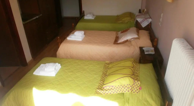 Трёхместный номер Standard с балконом 40 Platania Hotel