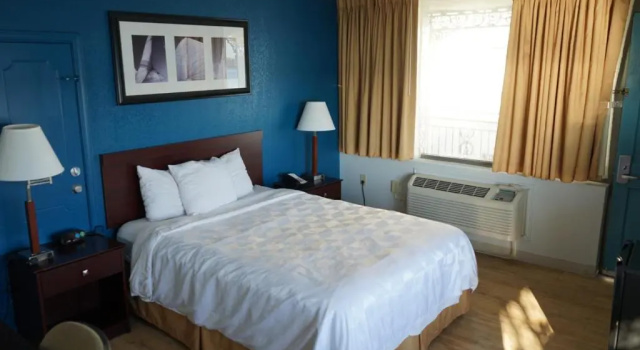 Двухместный номер Standard Waterfront Inn PHL Airport