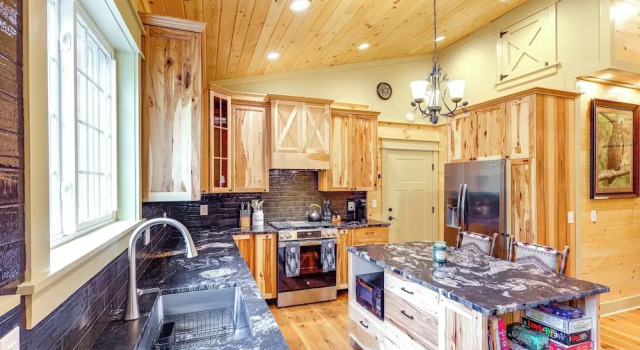 Апартаменты < 5 Mi to Whiteface Mtn Resort: Cabin-style Apt