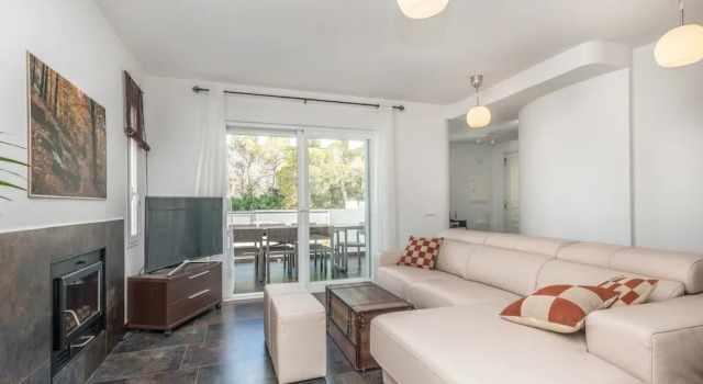 House With 5 Bedrooms in Sant Josep de sa Talaia, With Wonderful sea V, Book Hotel Hotels in Ibiza with a Pool, Swimming Pool