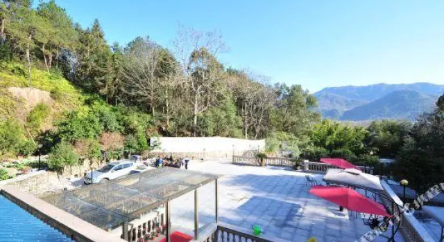 Rui Feng Mountain Hostel, Prenota Ostello Wenzhou Zhejiang
