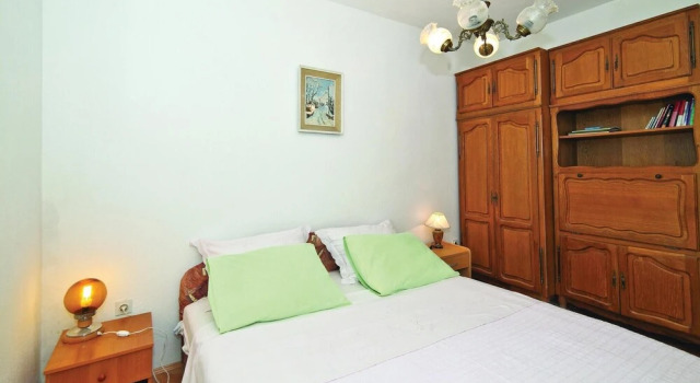 Beautiful Apartment in Mastrinka With Wifi and 2 Bedrooms