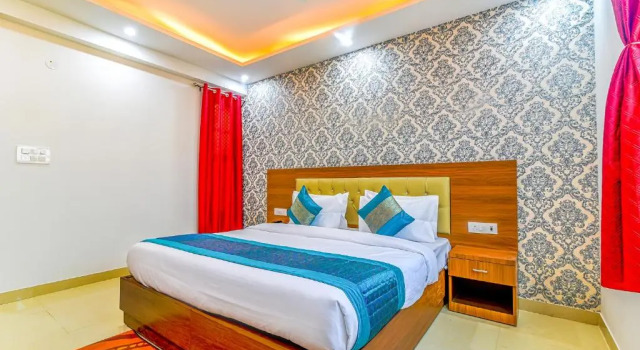 Hotel Luxe Stay, Забронировать Отель Отели Нью-Дели с парковкой, рядом с Дели Аэросити, Парковка