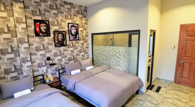 Семейный номер Standard с балконом Dalat Che House