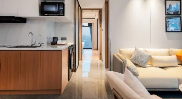 Люкс с 3 комнатами с видом на город Yunlu Serviced Apartments (Shenzhen Luohu Port  Dongmen Old Street Branch)