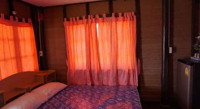 Boonchu Bangburd Resort at Chumphon, Забронировать Курортный отель Отели Южного Таиланда с парковкой, Парковка