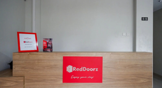 Kurnia Guest House by RedDoorz