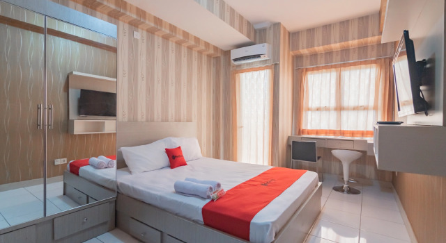 Люкс RedLiving Apartemen Mekarwangi Square - Agus 1 Tower A