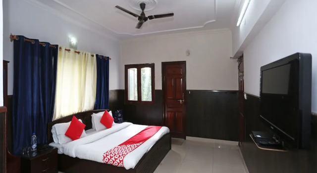 Oyo 14877 Alinda Guest House