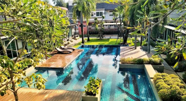 Двухместный номер Deluxe с видом на бассейн Nirundorn Resort Chaam