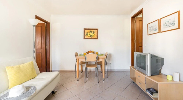 Apartamento Portofino 4, Забронировать Апартаменты/квартира Албуфейра, центр города Албуфейра, рядом с Municipal Museum of Archaeology